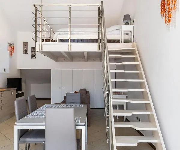 아파트 Cozy Mezzanine By Wonderful Italy 볼로냐