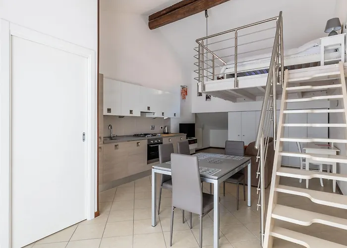 아파트 Cozy Mezzanine By Wonderful Italy