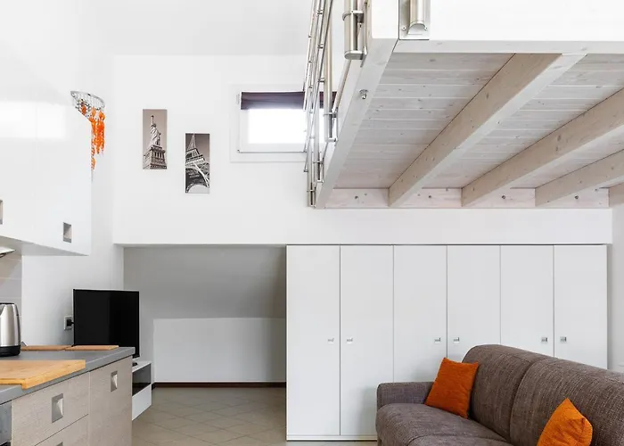 Cozy Mezzanine By Wonderful Italy * 볼로냐