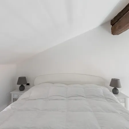 Cozy Mezzanine By Wonderful Italy